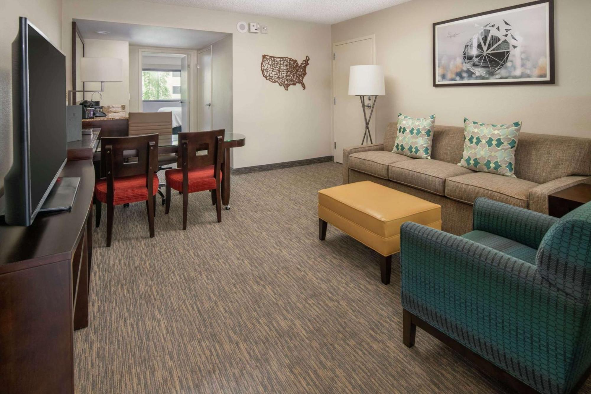 Embassy Suites By Hilton Seattle - Tacoma International Airport Tukwila Eksteriør bilde