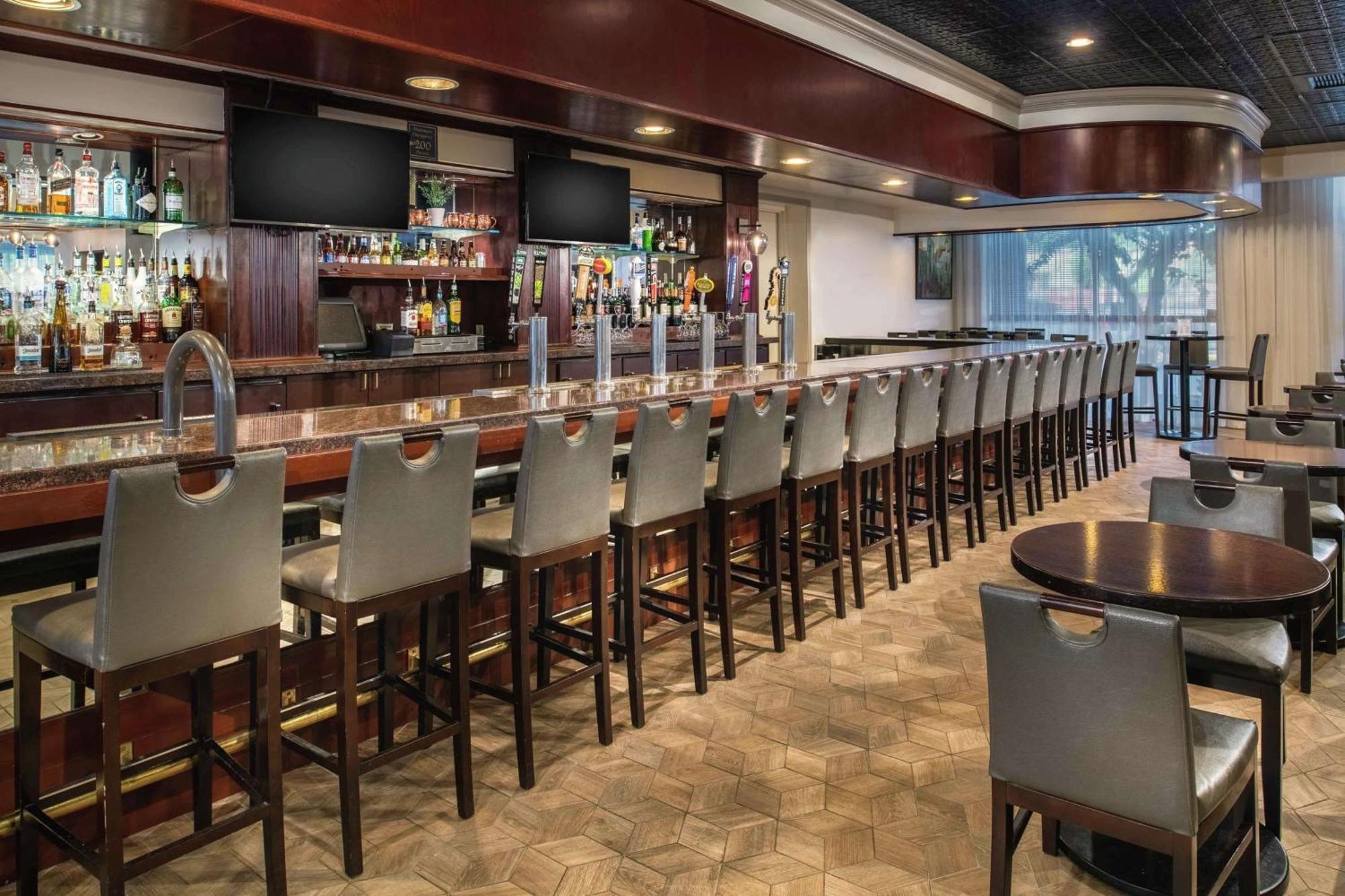 Embassy Suites By Hilton Seattle - Tacoma International Airport Tukwila Eksteriør bilde