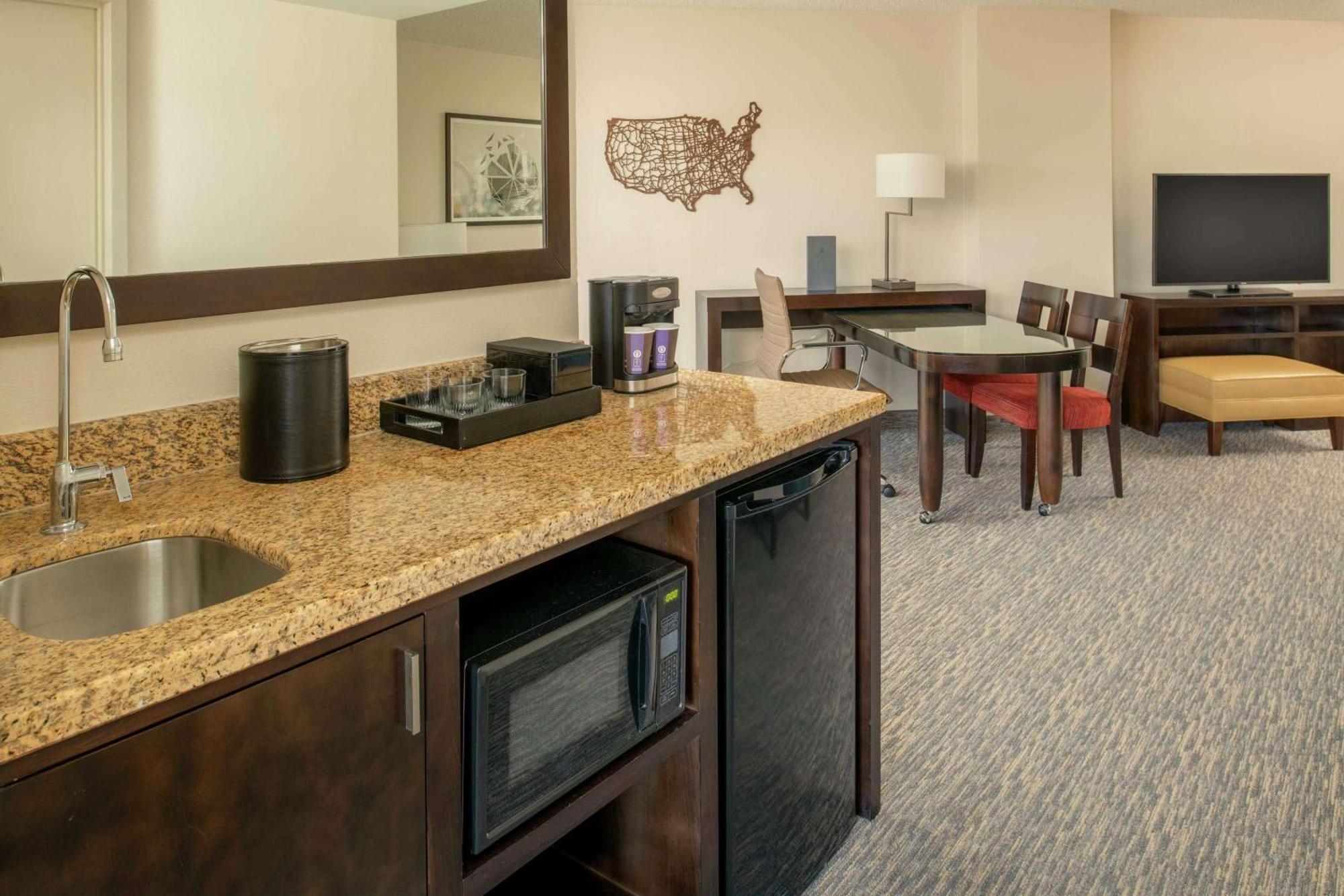Embassy Suites By Hilton Seattle - Tacoma International Airport Tukwila Eksteriør bilde