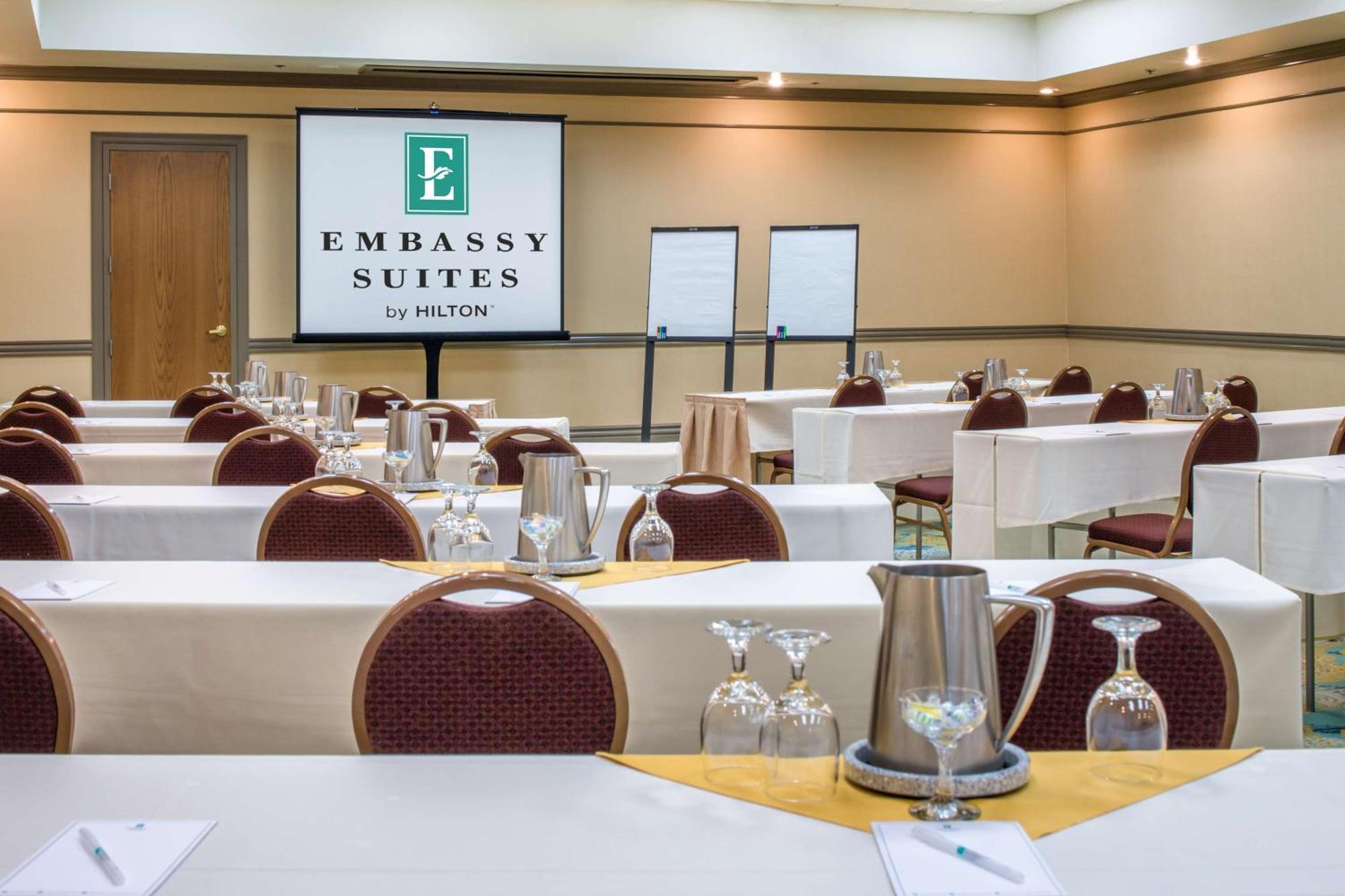 Embassy Suites By Hilton Seattle - Tacoma International Airport Tukwila Eksteriør bilde