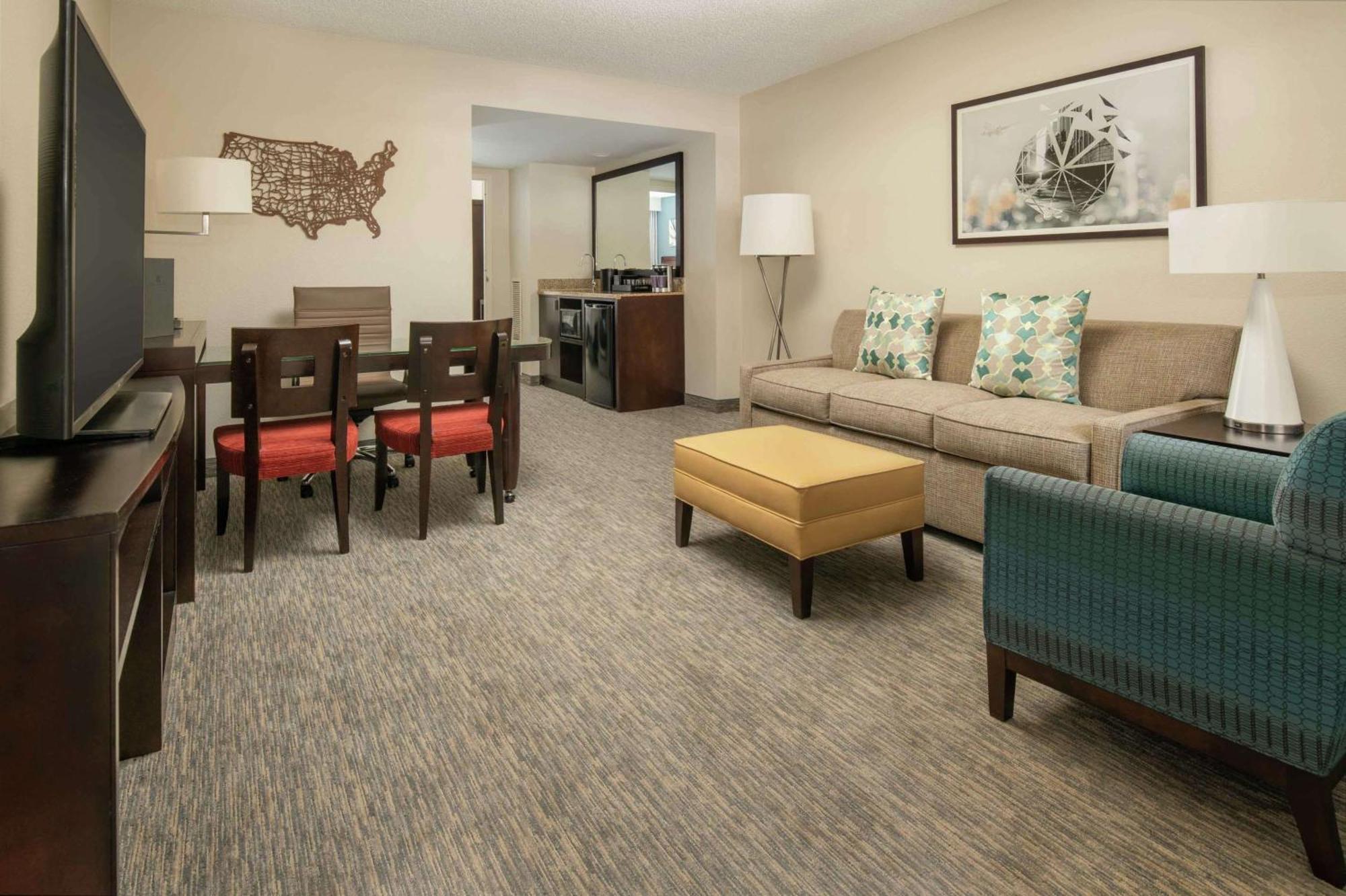 Embassy Suites By Hilton Seattle - Tacoma International Airport Tukwila Eksteriør bilde